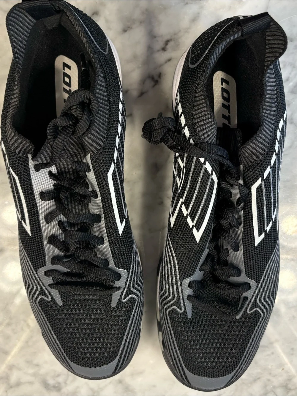 Lotto Tacto 250 ID Indoor Field Soccer Cleat Men 8.5 / Women 9.5 Black Gray Shoe